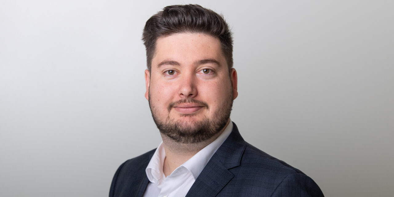 Two deals secured in double quick time for Warwickshire site