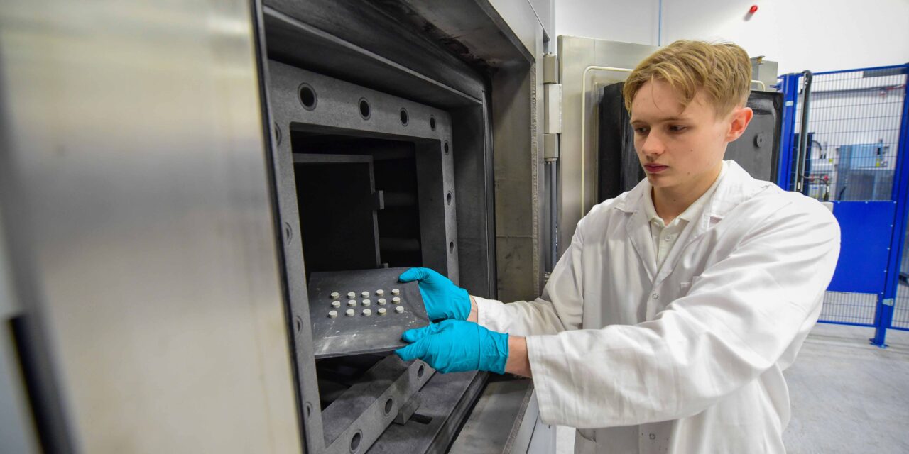 New website highlights unique opportunities for Midlands advanced ceramics businesses and academia at multi-million pound open-access AMRICC Centre