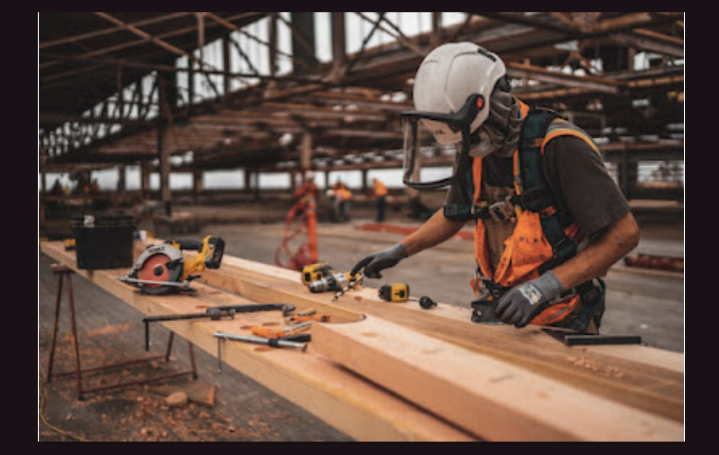 Making these 9 dangerous mistakes in the workplace could prove fatal