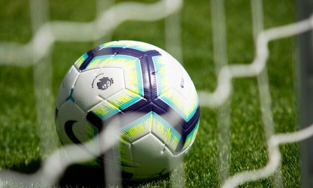 Who will win the League between Arsenal, Manchester City and Liverpool?