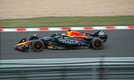 Oscar Piastri Clinches Maiden Victory in Thrilling Hungarian GP