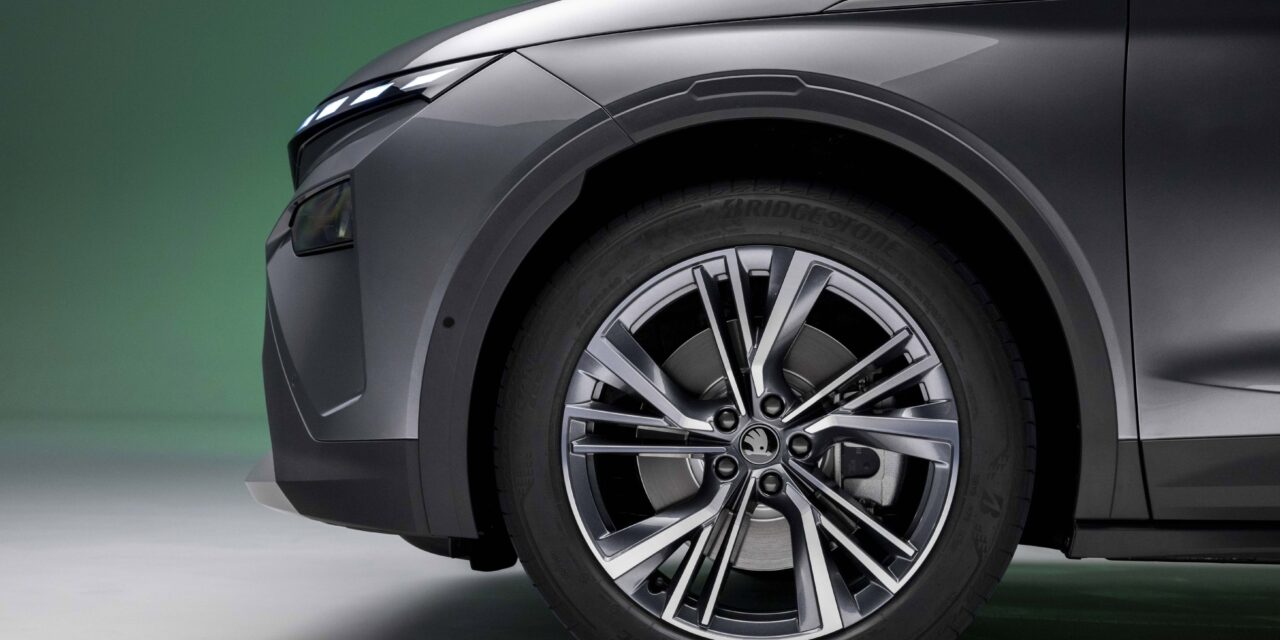 Škoda confirms UK pricing and specification for new all-electric Elroq SUV