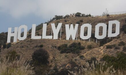The History of the Golden Globe Awards: A Journey Through Hollywood’s Glamorous Legacy