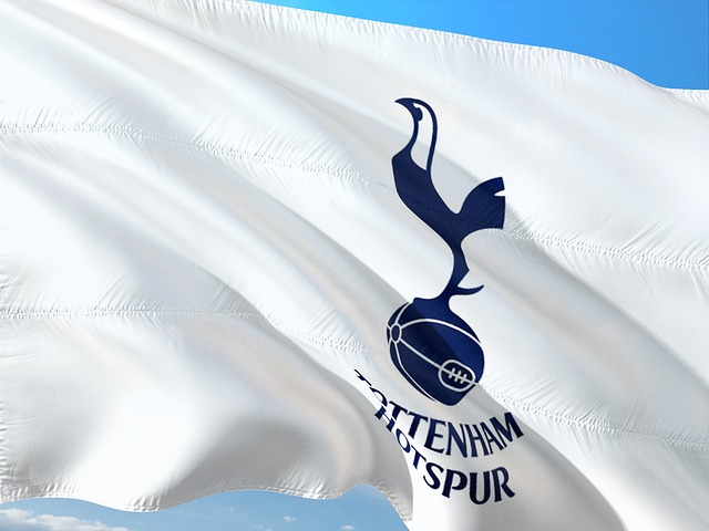 Tottenham Edges Liverpool 1-0 in Carabao Cup Semi-Final First Leg