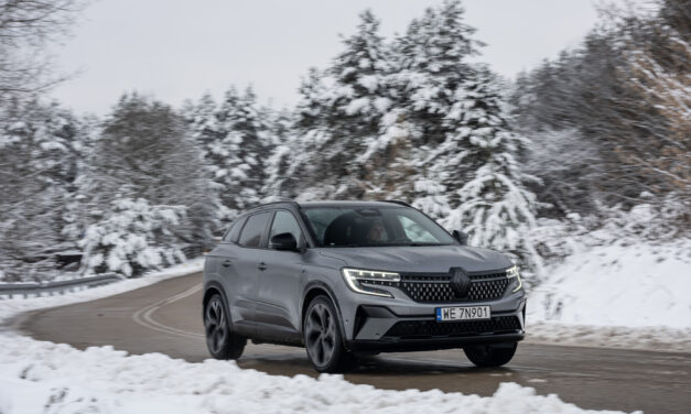 Renault E-Tech Event sees additional savings of up to £1,000 on the brand’s Award-winning hybrid and electric models