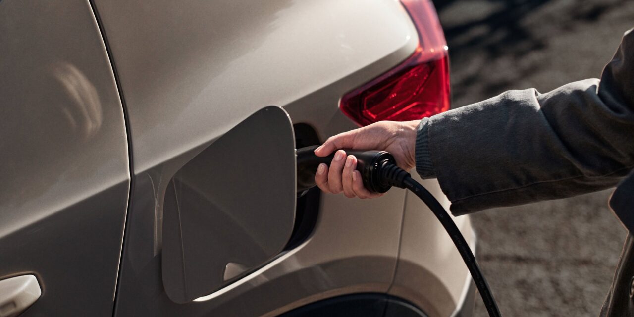 Volvo Cars reports March sales