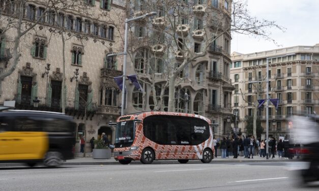 Autonomous vehicles for public transportation: the growing interest of local authorities and mobility operators in Renault Group’s approach