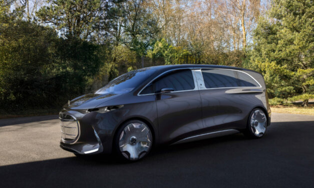 Dawn of a new era: the Vision V provides a glimpse of a new segment of luxury limousines