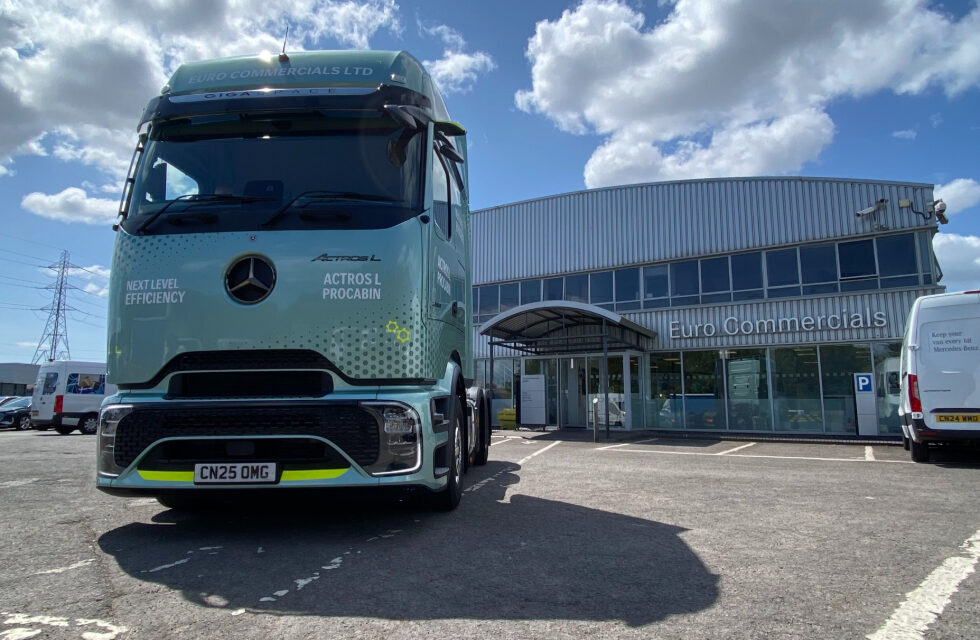 Exciting future for Daimler Truck UK as Euro Commercials extends its business across the border