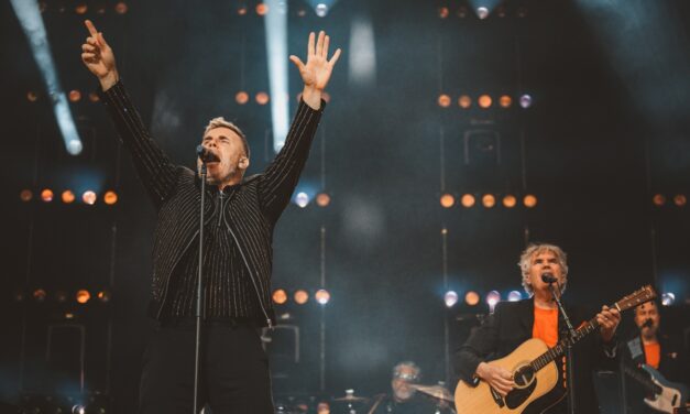 PIX – GARY BARLOW SAYS PLEASE LET US COME BACK TO THE PIECE HALL CROWD AS HE HEADLINES LATEST SUMMER SHOW