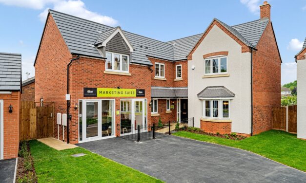 DISCOVER THE EASY WAY MOVE TO A NEW HOME IN SHUTTINGTON