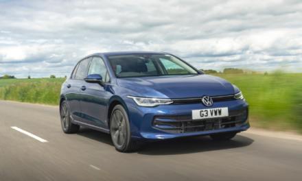 Volkswagen Golf wins Autotrader award: Best Car for New Drivers