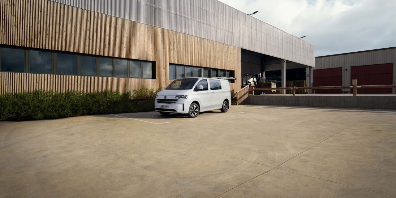 UK order books open for Volkswagen Transporter Kombi and Shuttle variants