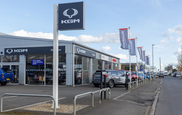 KGM Motors UK dealership launch Northumberland Rugby Volunteer of the Year 2025v