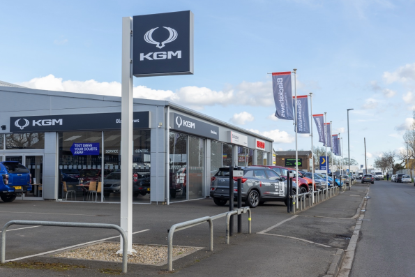 KGM Motors UK dealership launch Northumberland Rugby Volunteer of the Year 2025v