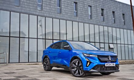 Award-winning Renault Rafale hybrid E-Tech available with 0% APR and no minimum deposit