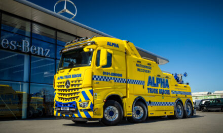 Alpha Recovery expands fleet with first Mercedes-Benz Arocs from Bell Truck and Van