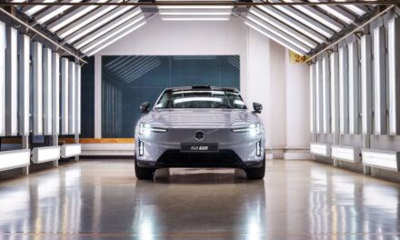 Volvo Cars starts production of the new fully electric Volvo ES90