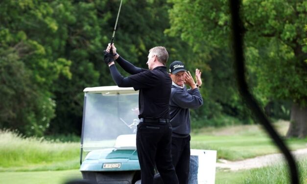 Tee off with the pros: Experiences.co.uk launches expert golf days
