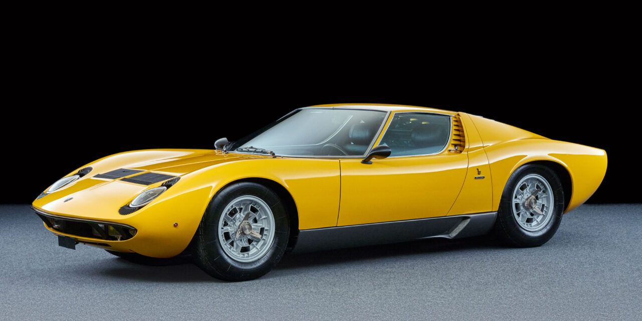 Broad Arrow announces, “Global Icons,” an online collector car and memorabilia sale scheduled for January 2026