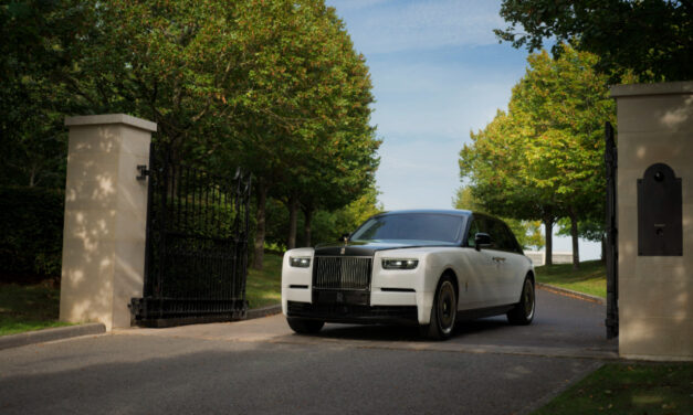 Spectacular, Singular and Distinctly Successful: Rolls-Royce Presents Bespoke Trends, Innovations and Achievements in 2025