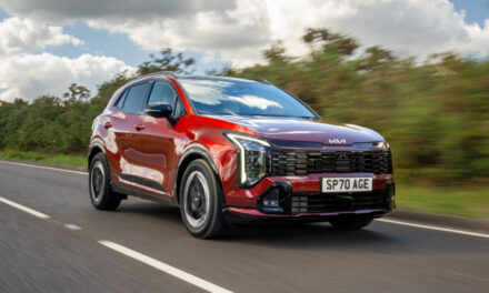 Kia achieves No.2 UK sales spot and leads EV retail market in latest SMMT data