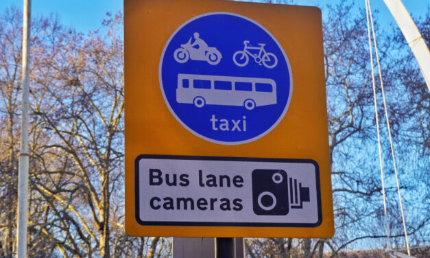 Wise up on box junctions, bus lanes and zigzags, says GEM