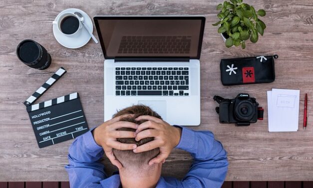 FOUR IN 10 BRITS HAVE RISKED THEIR HEALTH AT WORK BECAUSE THEY COULDN’T AFFORD TIME OFF